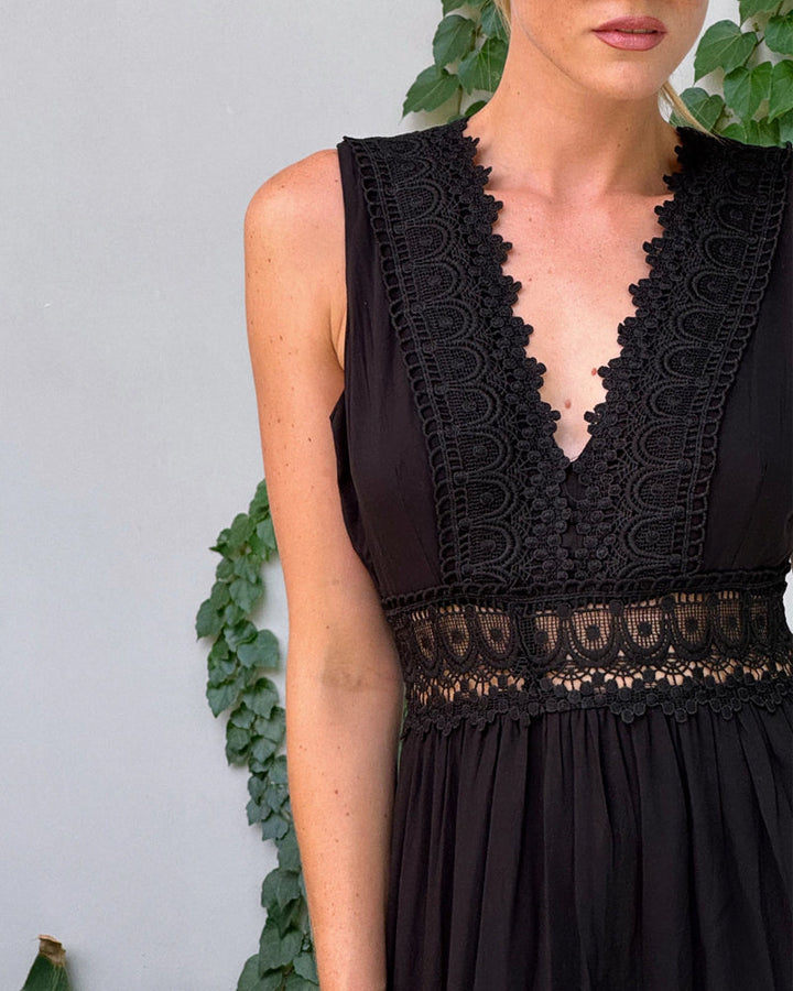 Sofía | Vestido de Encaje con Escote en V