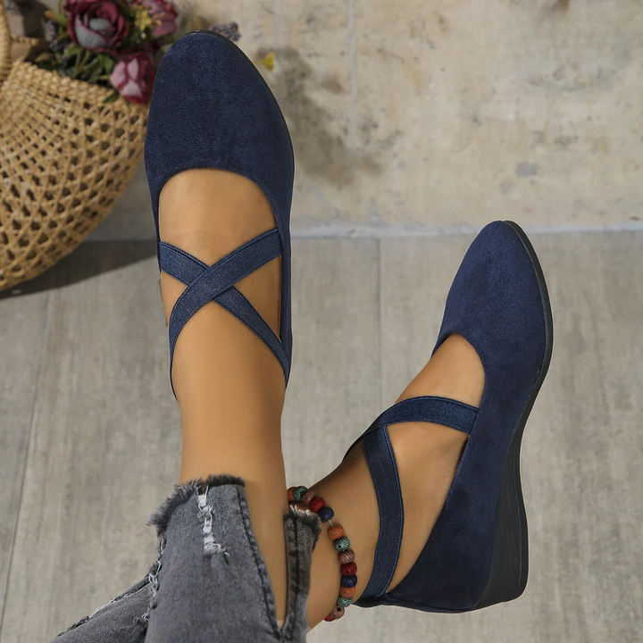 Valentina | Zapato Cuña con Tira Cruzada