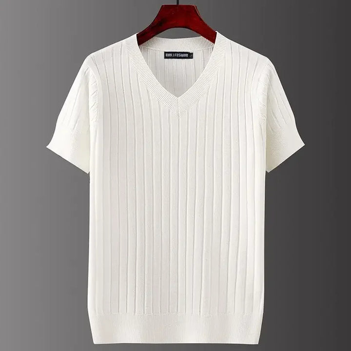 OAKMONT V-NECK TEE