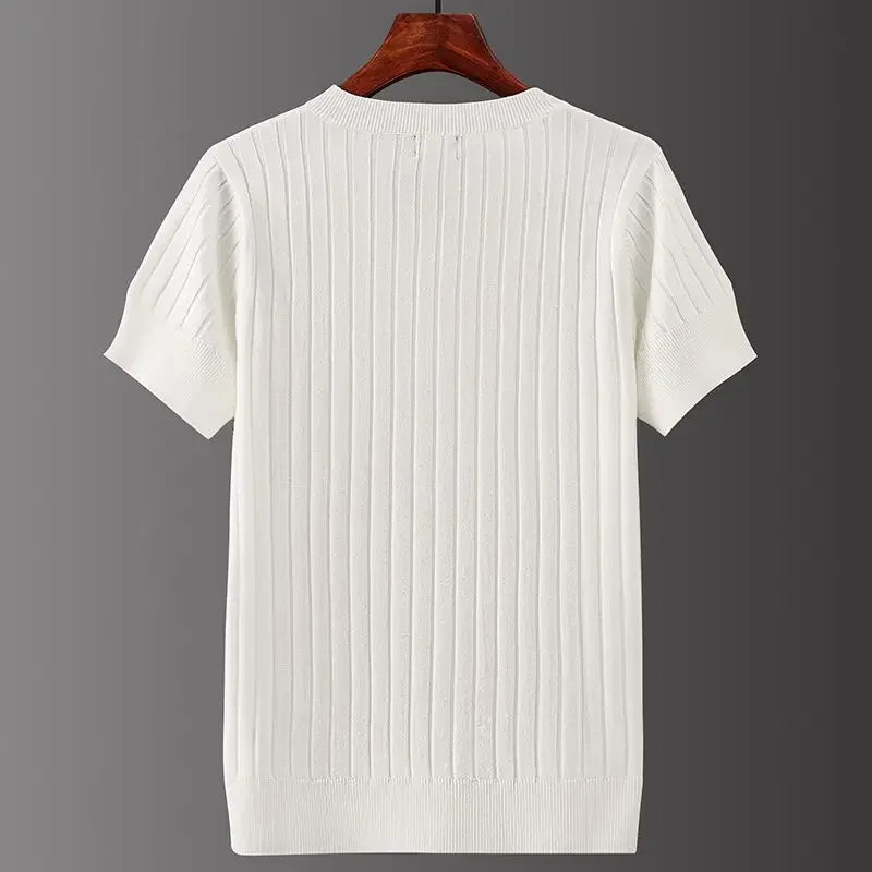 OAKMONT V-NECK TEE
